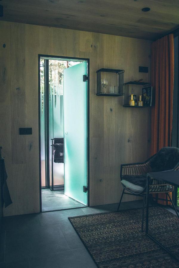 Oeoed Hoetels Rooslepa - Fika, Mysa , Skoent-With Sauna Ngoại thất bức ảnh